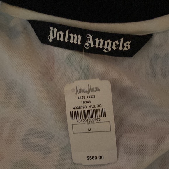 Palm Angles - Picture 3 of 3